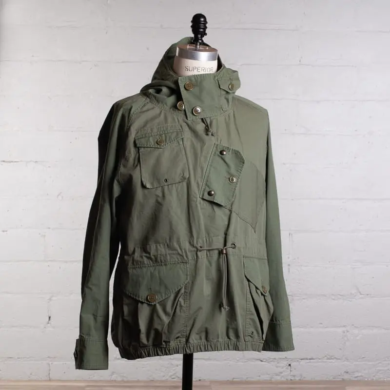 Wallace and Barnes canoeist smock pullover jacket in olive green cotton