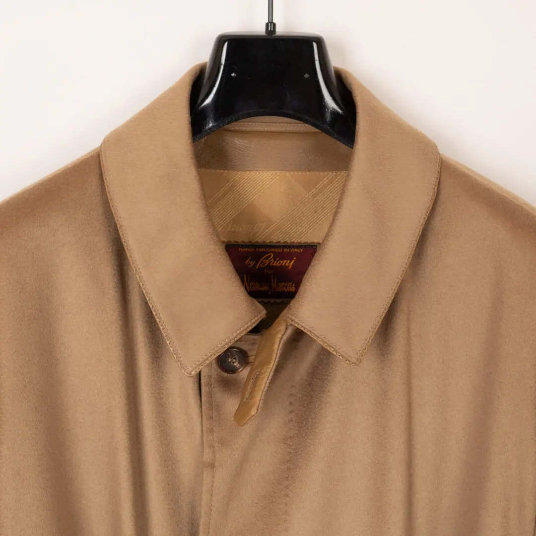 Brioni Cashmere Dress Coat Size EU56 Beige Leather Trim with Belt