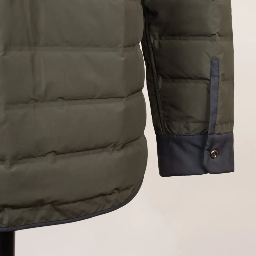 Victorinox Lightweight Down Jacket Size L/G Men Olive Green