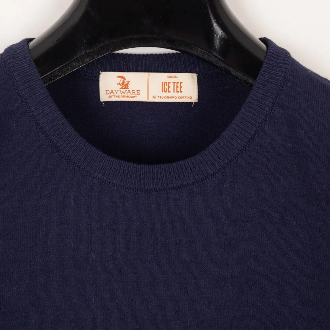 Dayware by the Armoury Ice Tee Size S Navy Blue Knit Cotton