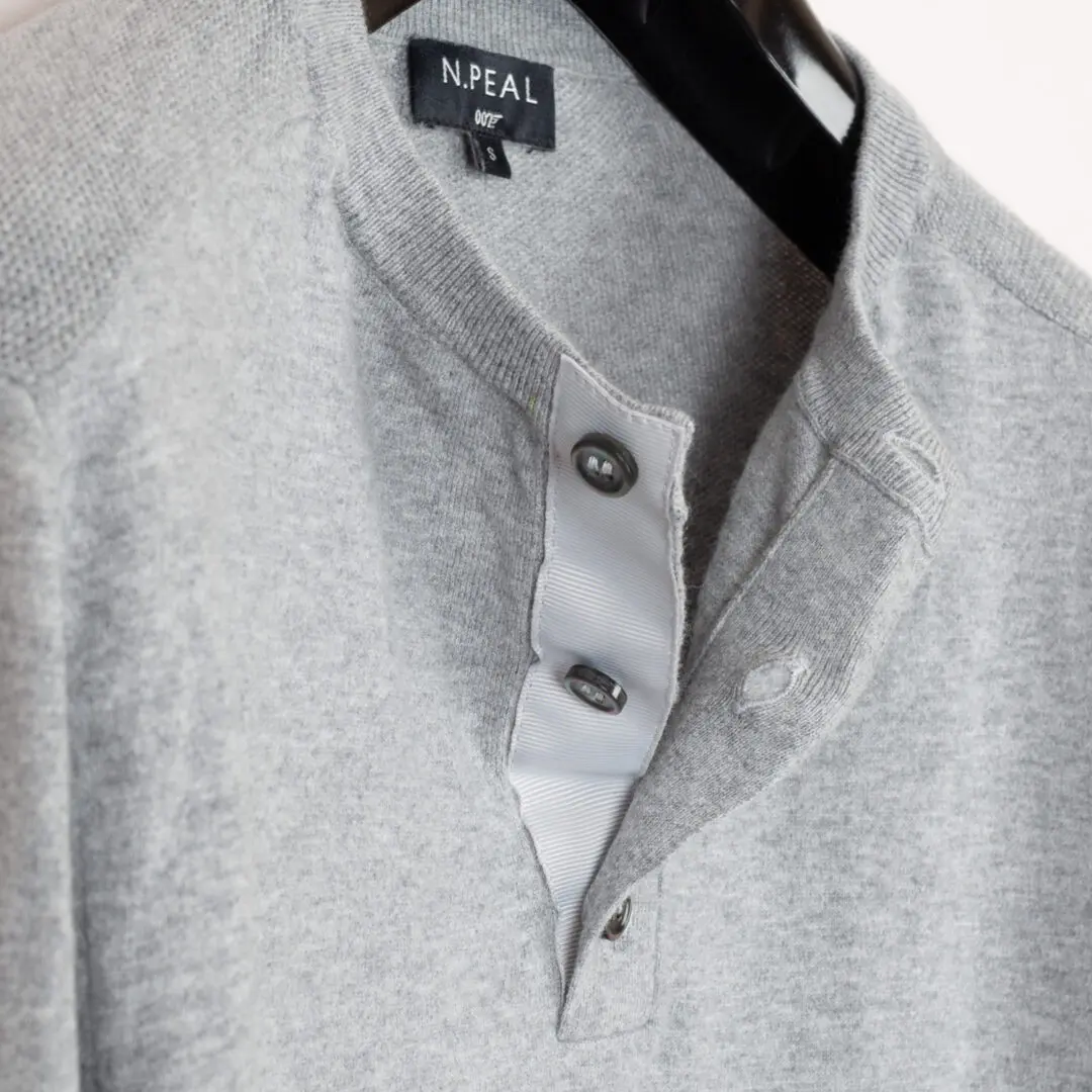 N. Peal 007 Collection Gray Round Neck Cotton Cashmere Henley