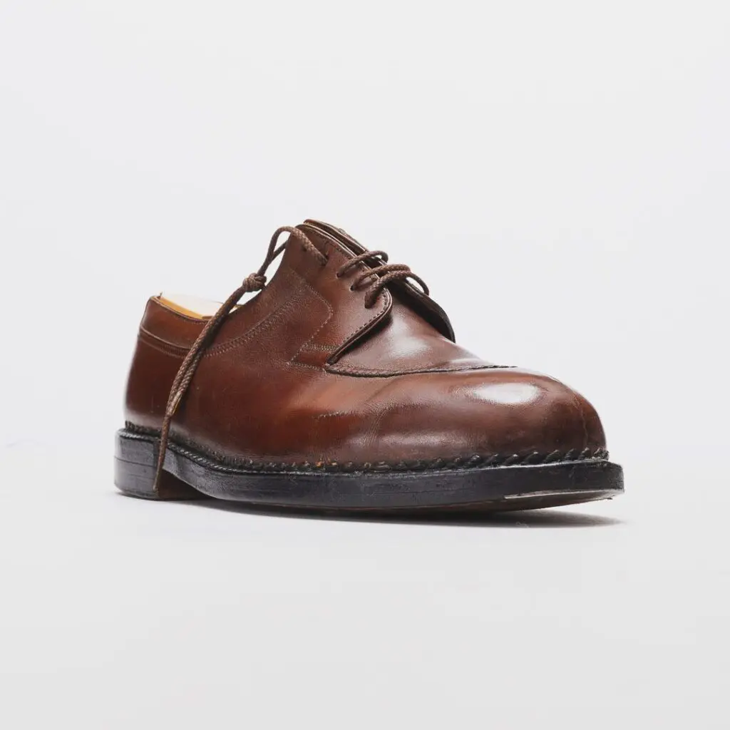 J.M. Weston shoes with double leather sole, round toe, leather upper, brown color, solid pattern, 677 hunt derby model, lace up, made in France