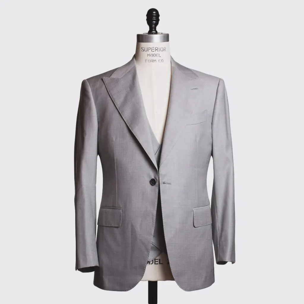 Beckenstein Bespoke suit with vest, wool fabrics, gray color, solid pattern, summer weight, slim fit, flat front pant, peak lapel, double vented back, bespoke model, made in United States