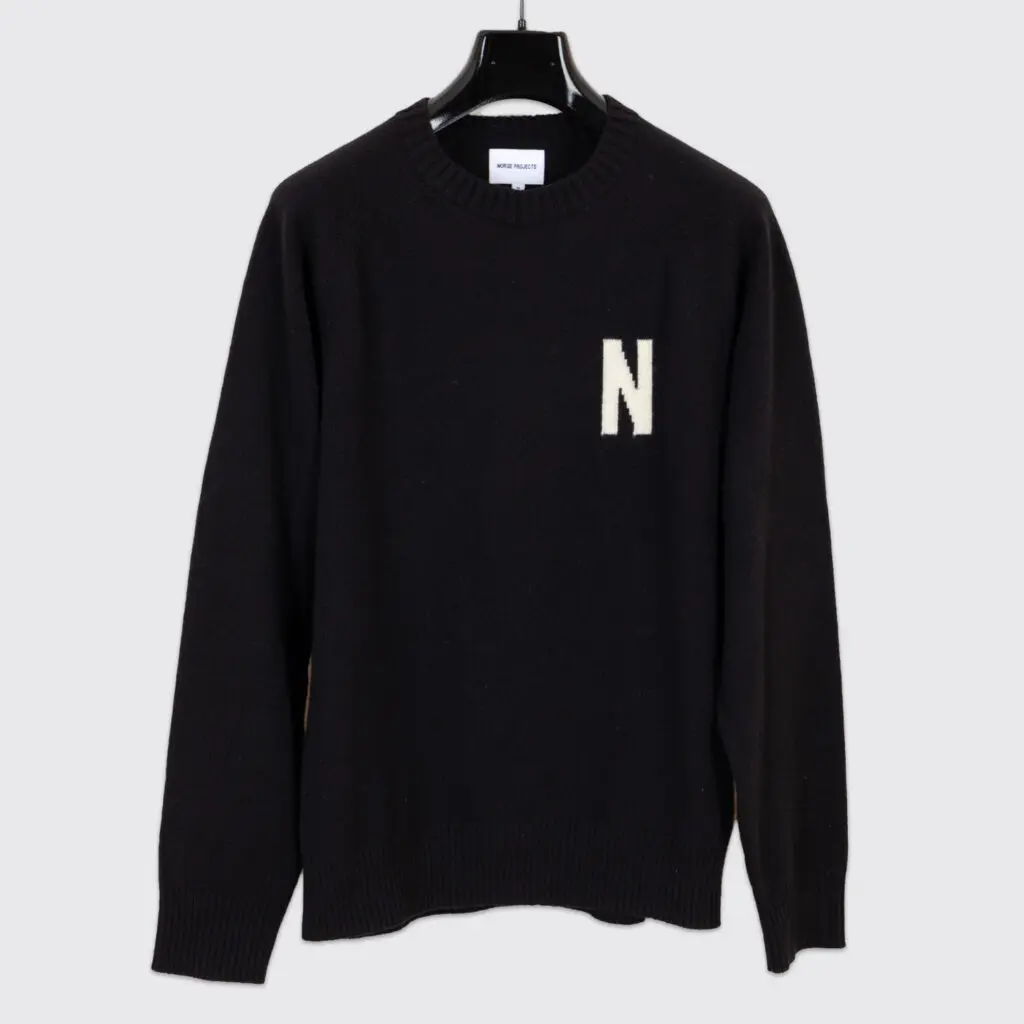 N45-0513 Norse Projects sweater in black