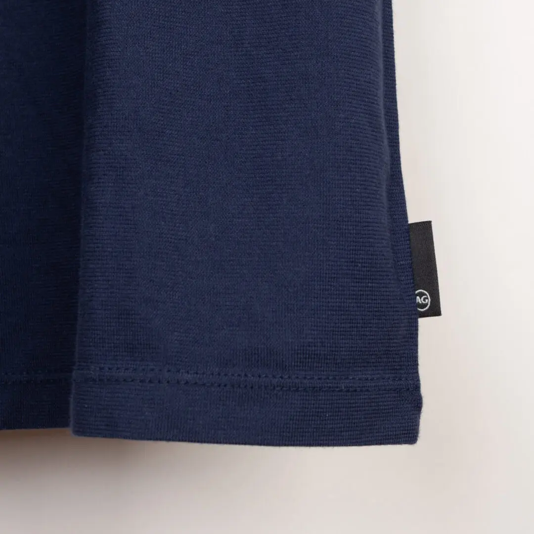 AG Adriano Goldschmied Bryce Tee Size L Deep Navy V-Neck T-Shirt
