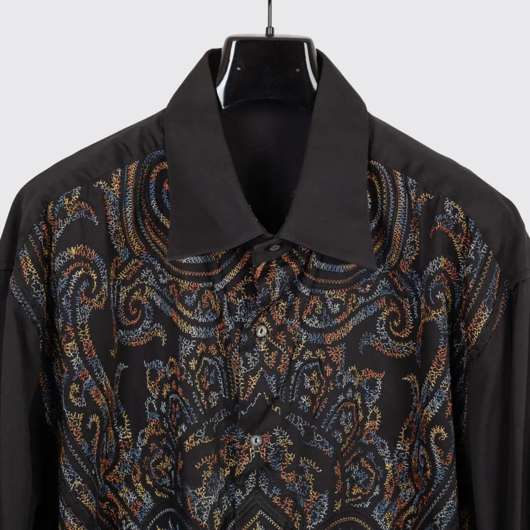 Robert Graham Shirt Size 3XL Black Metallic Embroidered Front