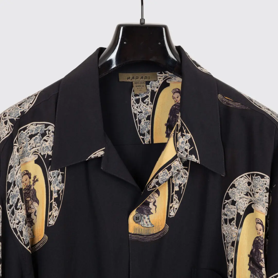 Harari Shirt Size XL Black Silk Oriental Vase Print Lightweight