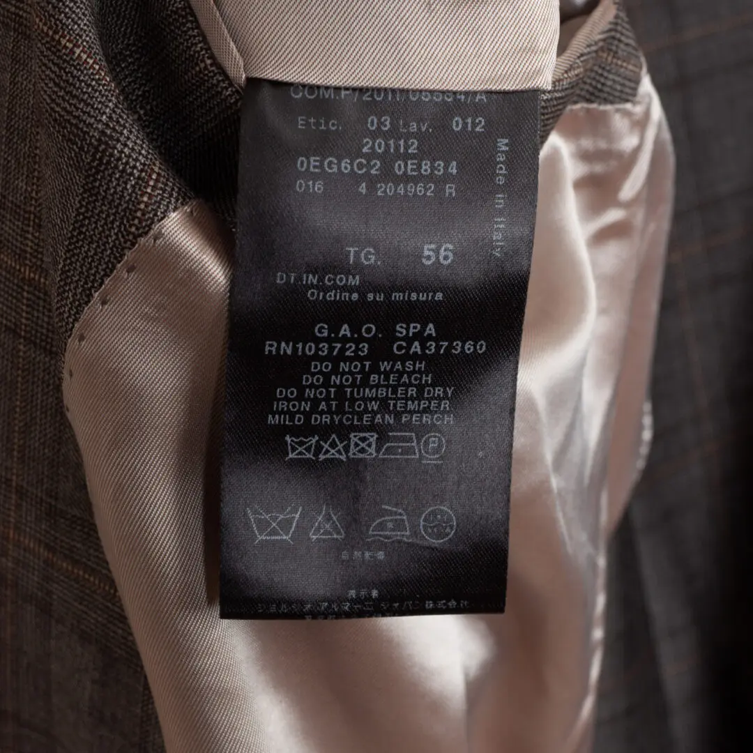 Giorgio Armani Suit Size EU56 Gray Glen Check Wool Three Button