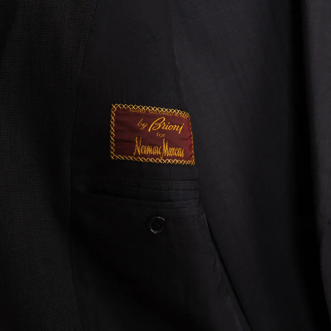 Brioni Suit Size 44 Tall Black Pindot Wool Three Button Made in Italy