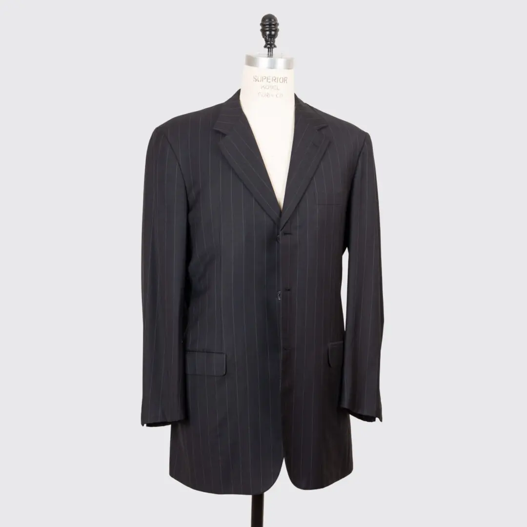 Brioni Suit Size 44 Tall Men Black Pinstripe Wool Three Button