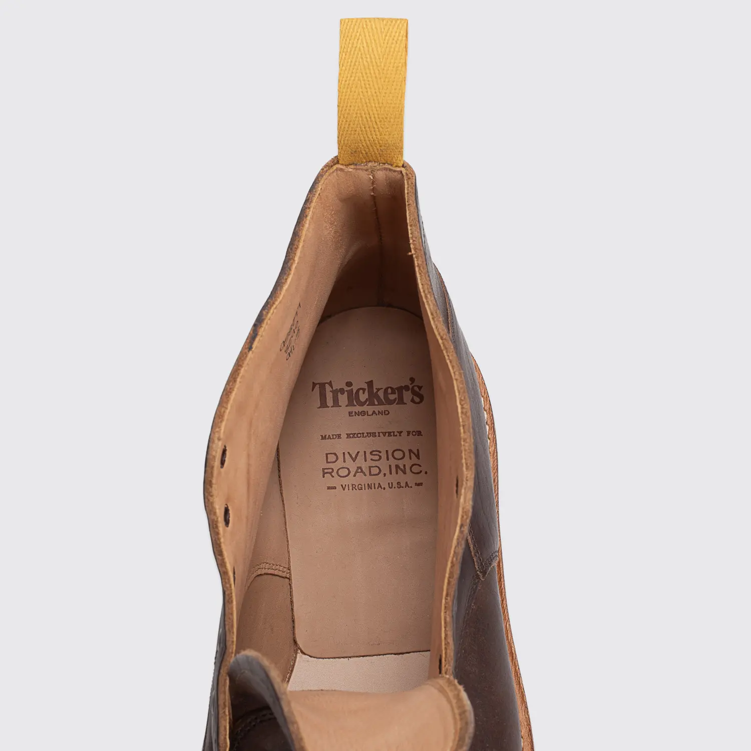 Tricker's Boots Size UK9.5 Mocha Brown Bison Leather Ltd Edition Monty Chukka