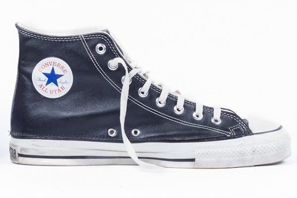 Arriba 65+ imagen are converse made of leather
