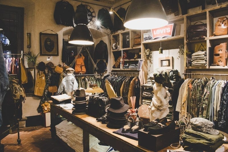 Momo vintage shop