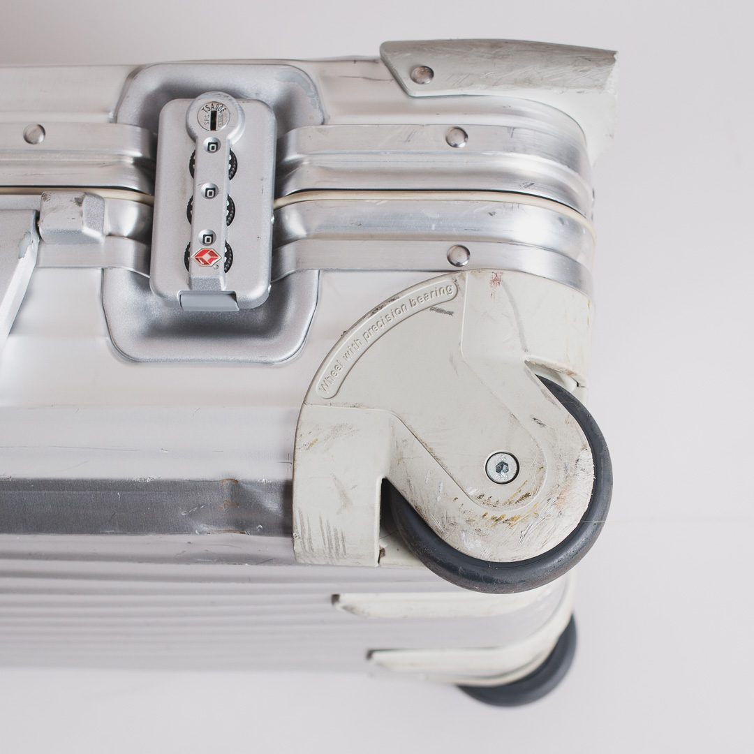 Rimowa Topas Multi-Wheel 26L Four-Wheel Suitcase Silver Junk